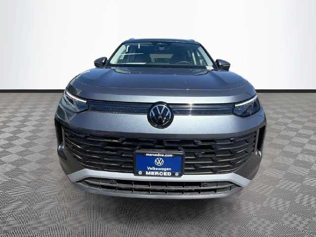New 2026 Volkswagen Tiguan S AWD/4WD image 2