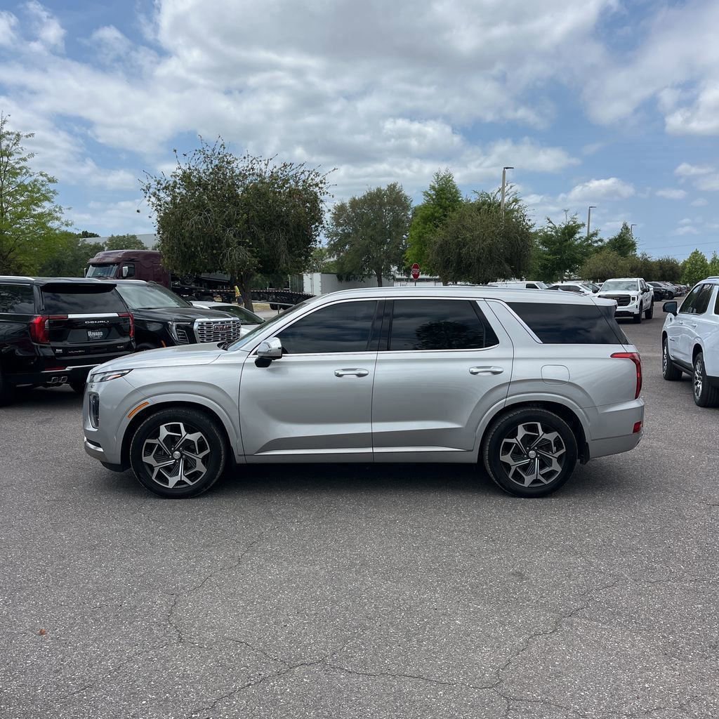 Used 2022 Hyundai Palisade Calligraphy FWD image 3