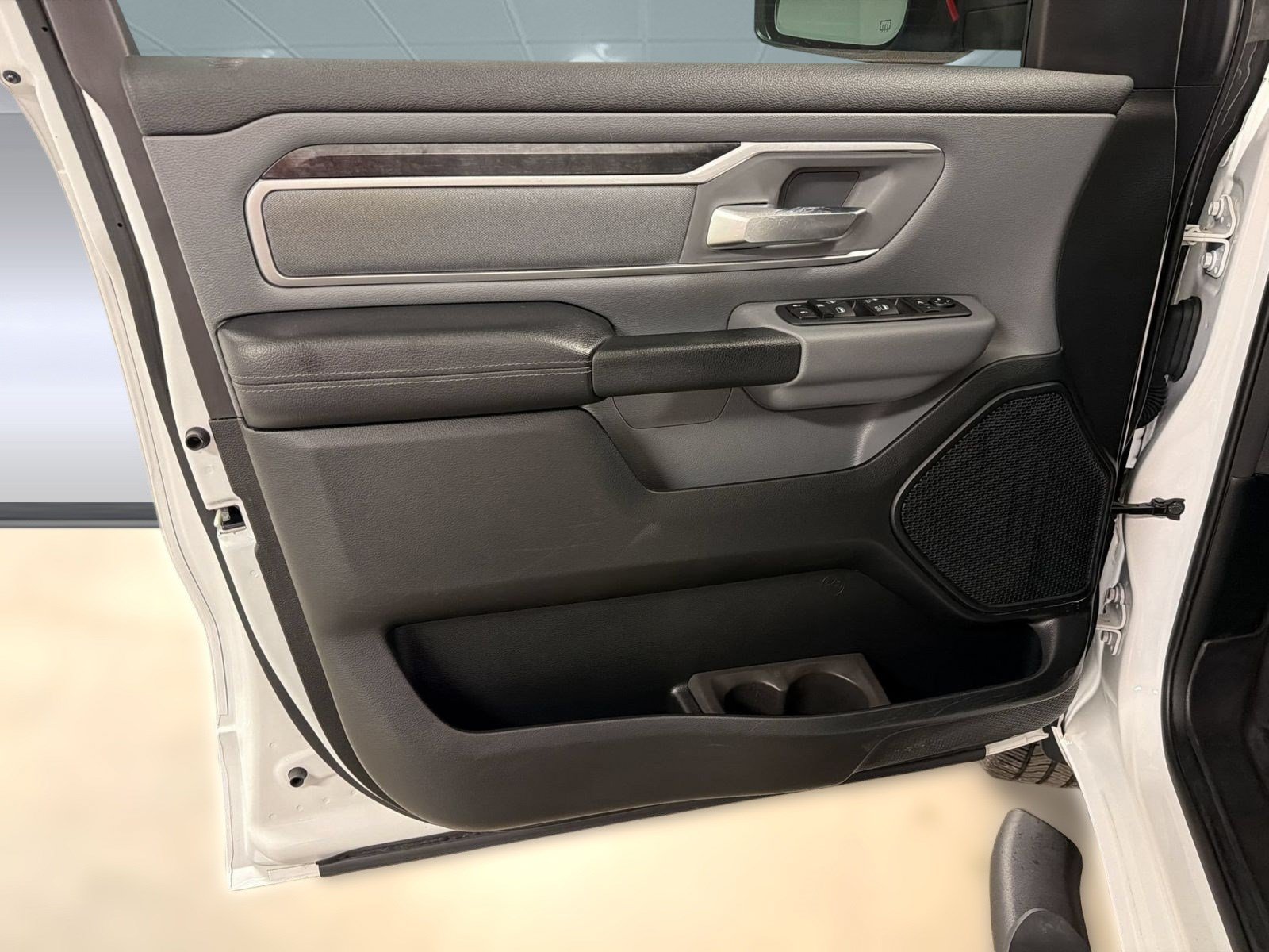 Used 2020 RAM 1500 Lone Star RWD image 26