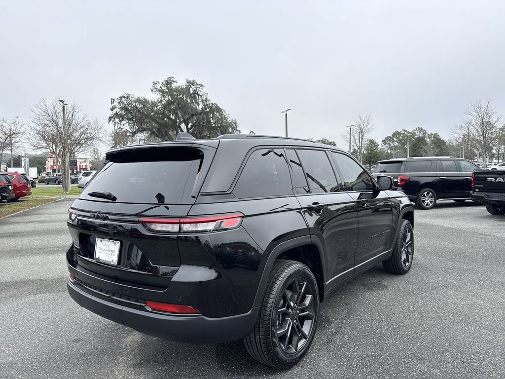 New 2025 Jeep Grand Cherokee Limited w/ Trailer Tow Package image 3