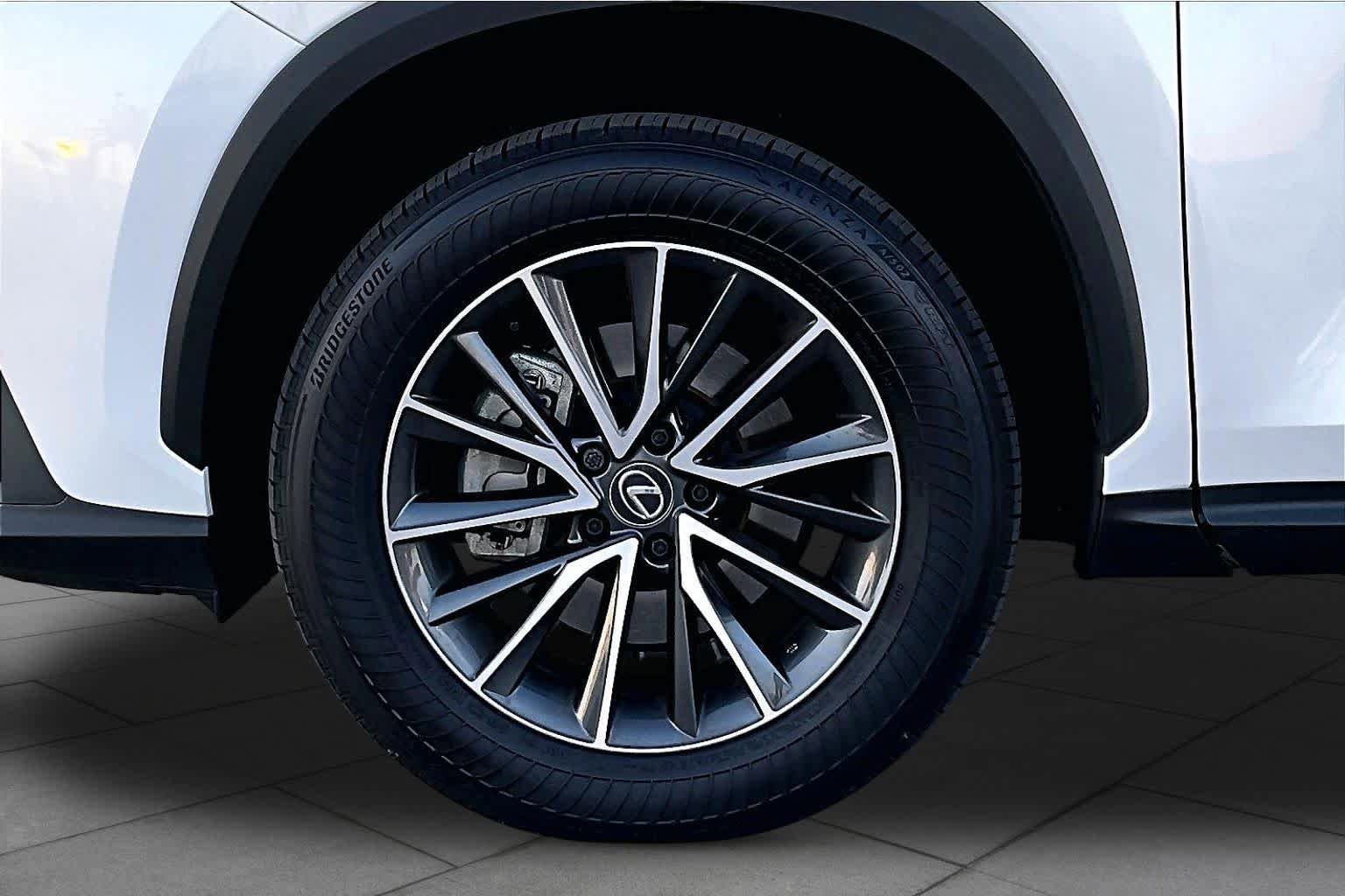 Used 2025 Lexus NX 350h AWD w/ Cold Area Package image 10