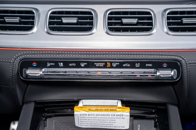 New 2025 Mercedes-Benz GLS 63 AMG 4MATIC image 22