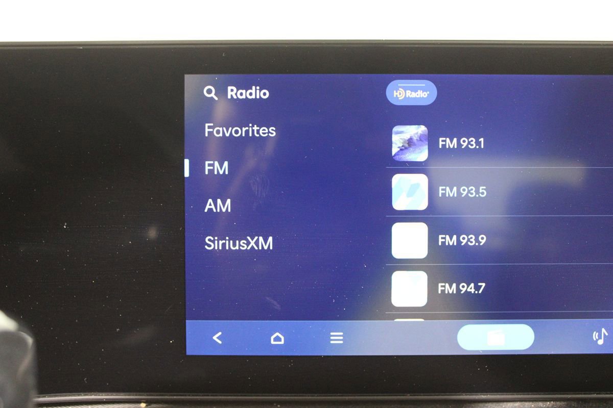 Used 2025 Hyundai Sonata SEL FWD image 19