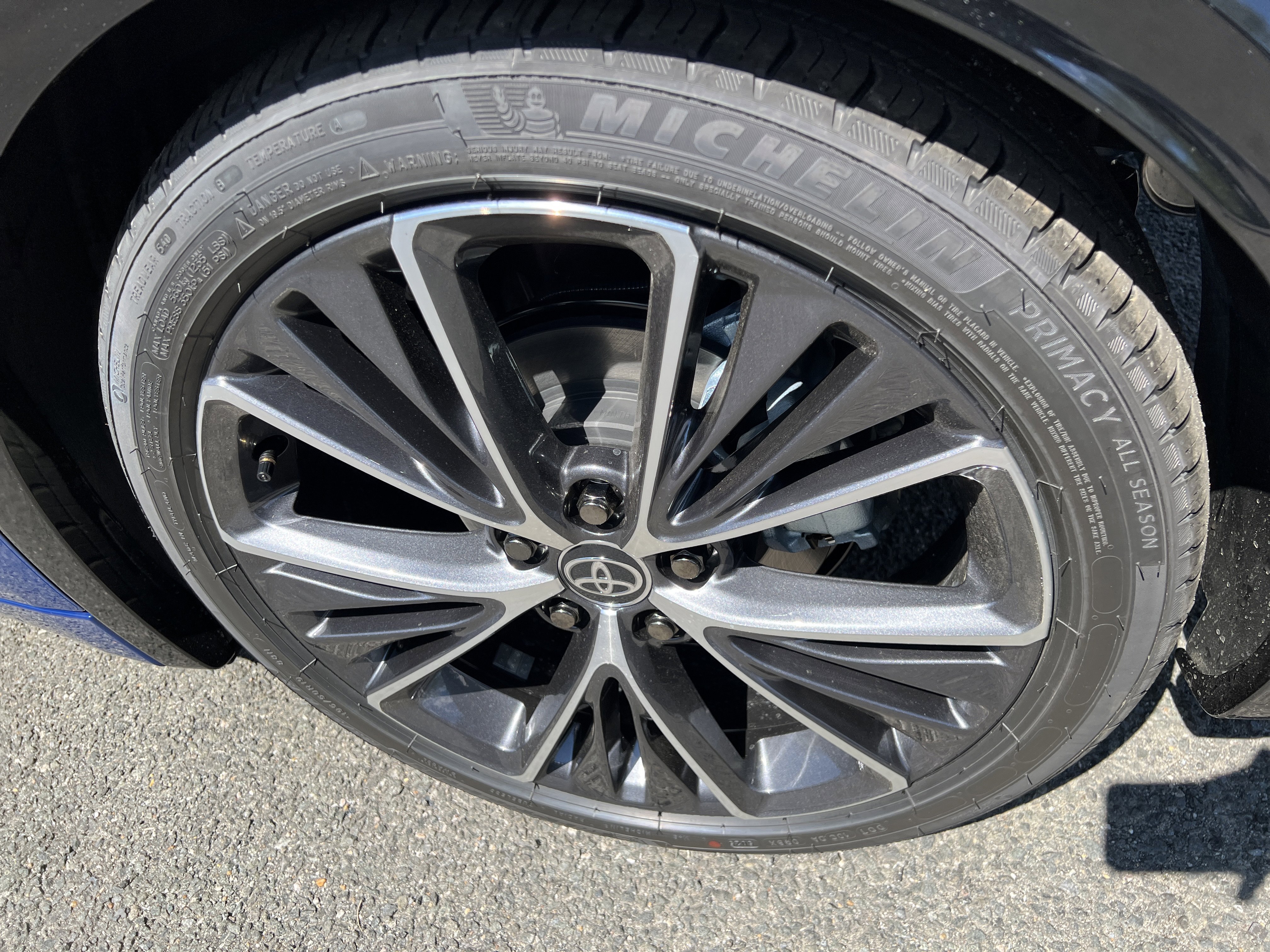 New 2026 Toyota Prius XLE image 8