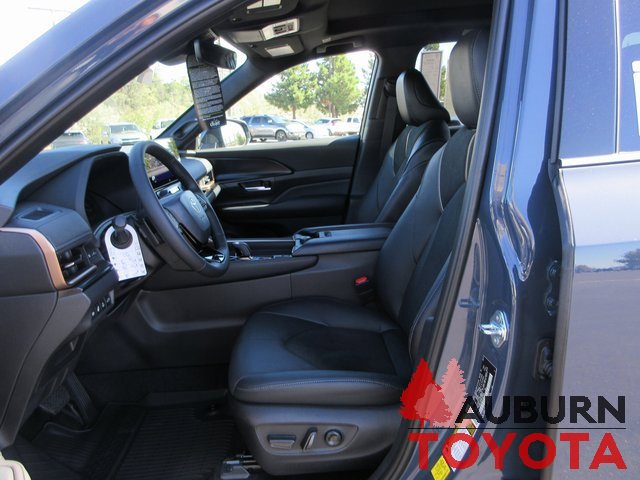 New 2026 Toyota Grand Highlander AWD Hybrid image 12