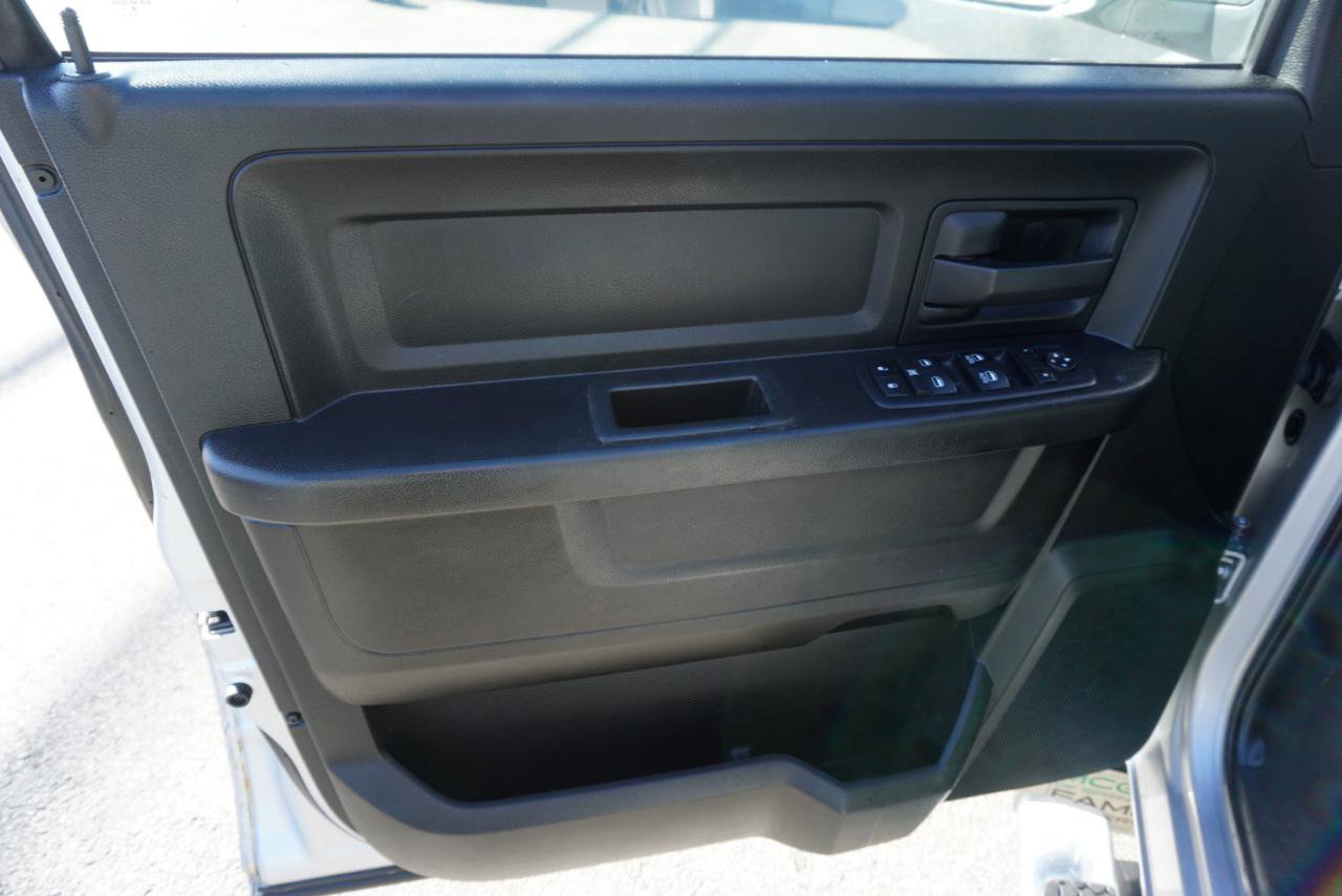 Used 2019 RAM 1500 Express AWD/4WD image 13