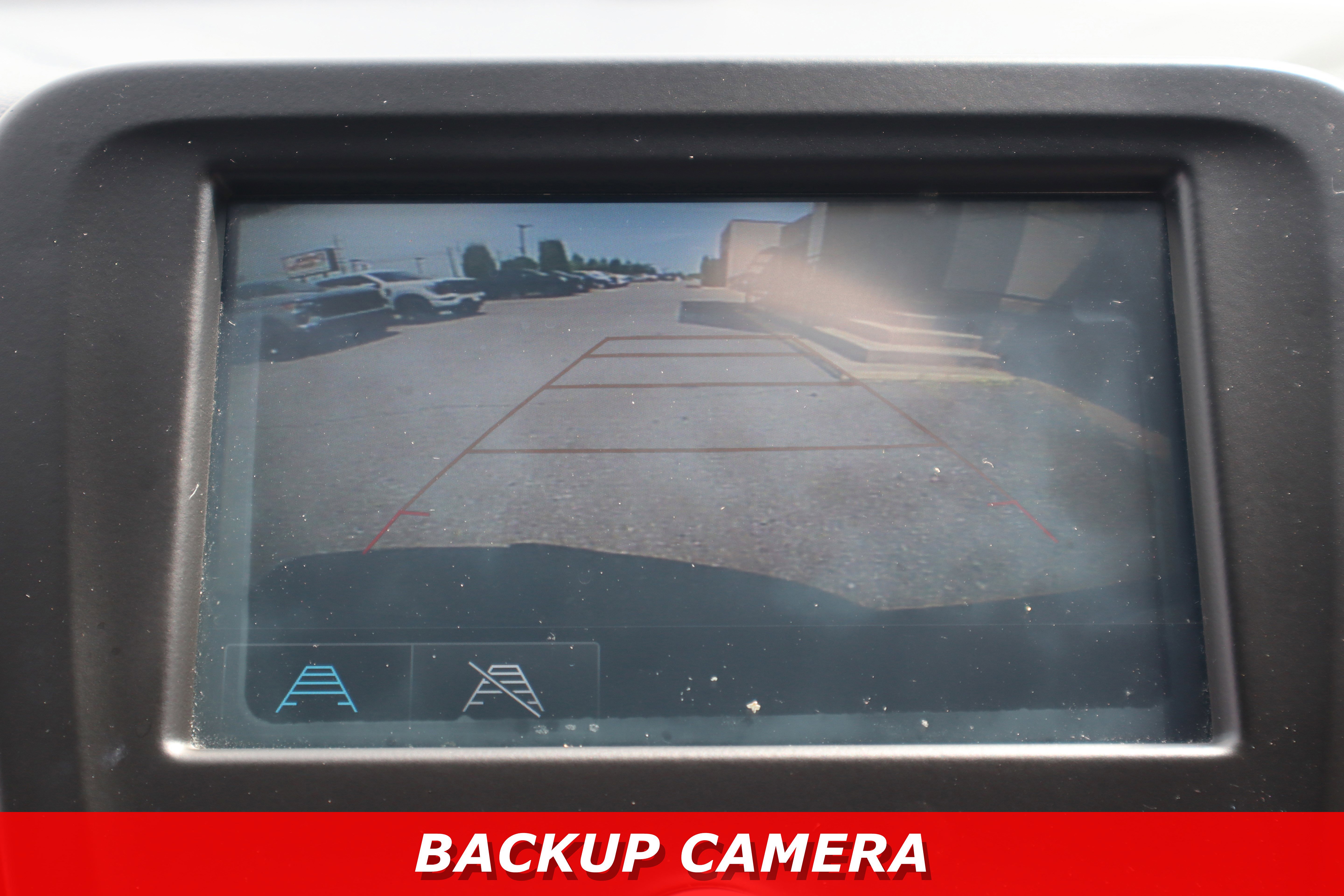 Used 2018 Chevrolet Equinox LS AWD/4WD image 19