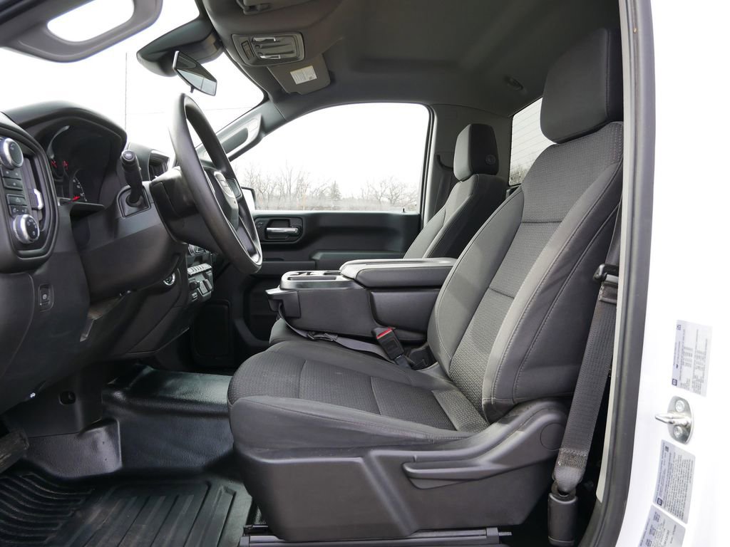 Used 2024 GMC Sierra 2500 Pro w/ Convenience Package image 11