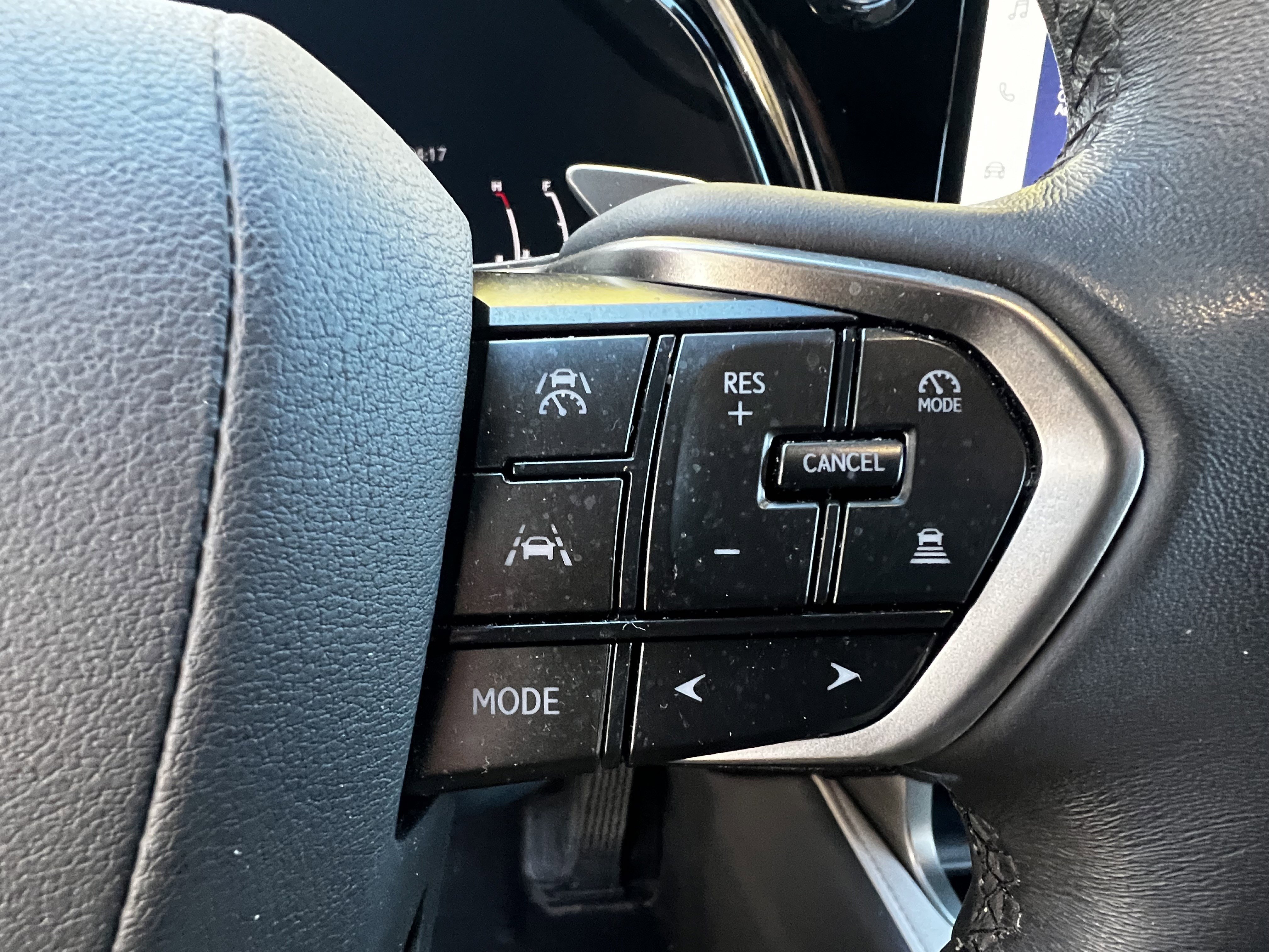 Used 2023 Lexus RX 350h image 19