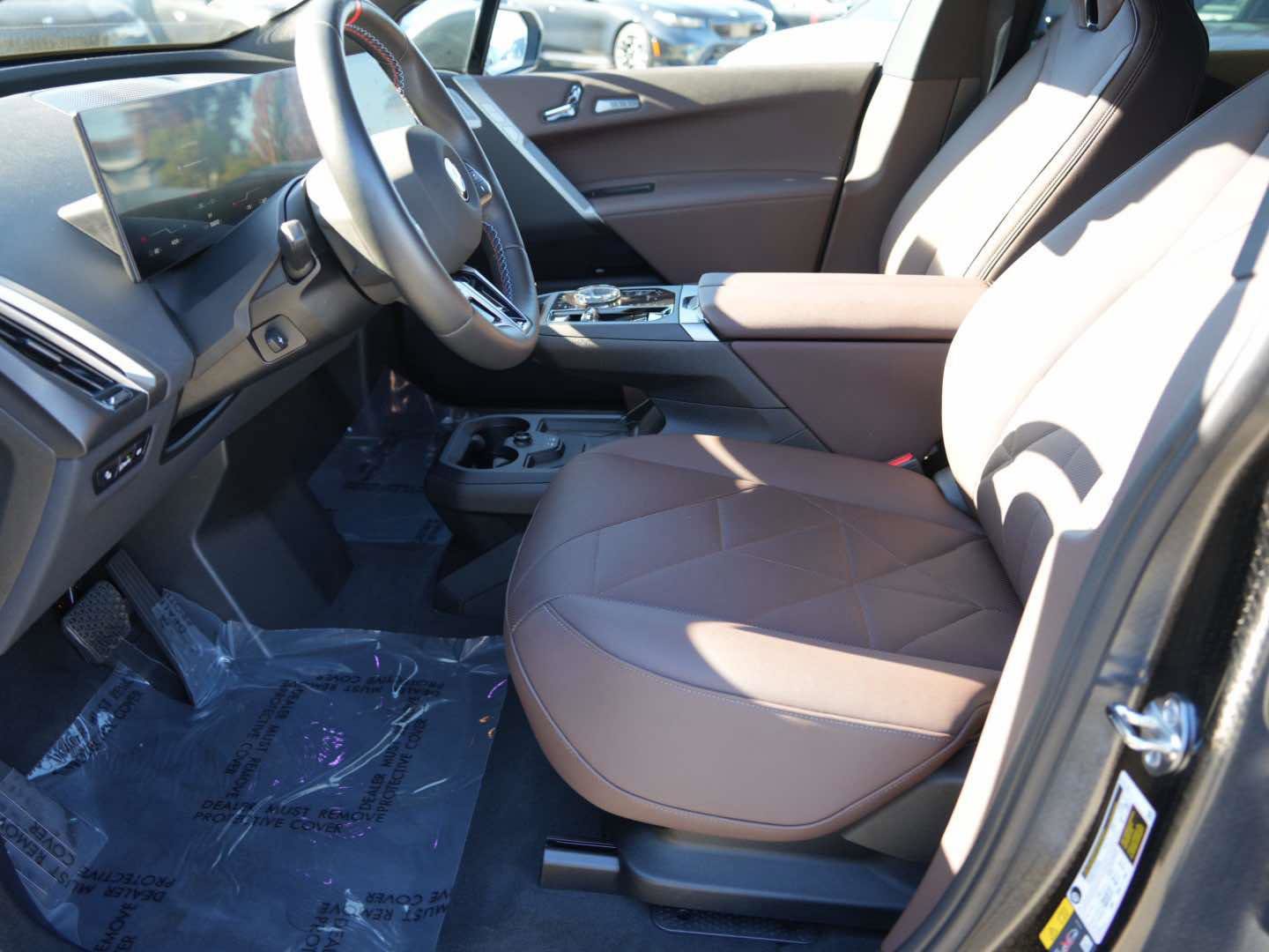 Used 2025 BMW iX M60 image 14