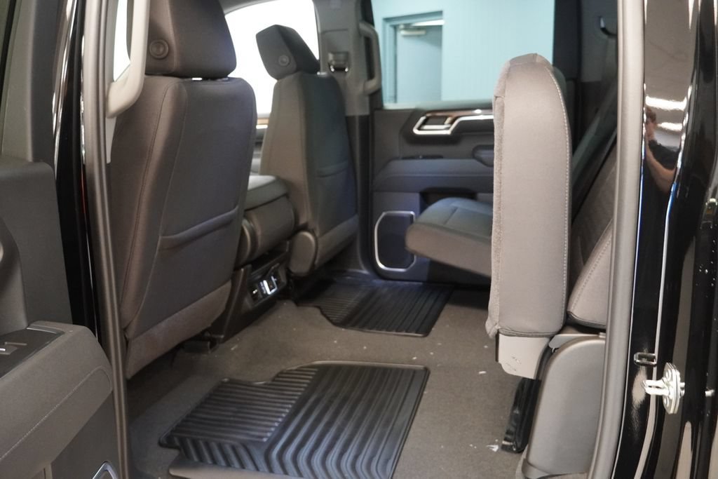New 2026 Chevrolet Silverado 1500 LT AWD/4WD image 17