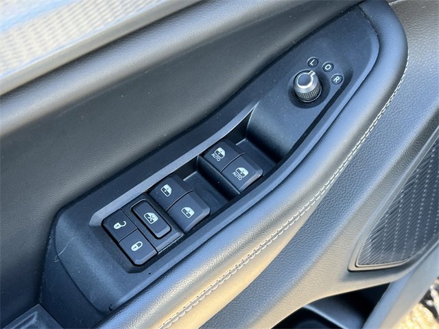 Certified 2023 Jeep Grand Cherokee Altitude image 16