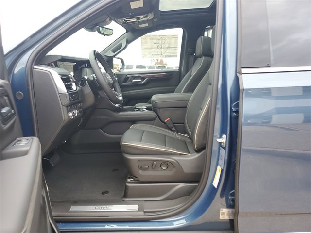 New 2026 GMC Yukon Elevation w/ Elevation Premium Package image 11