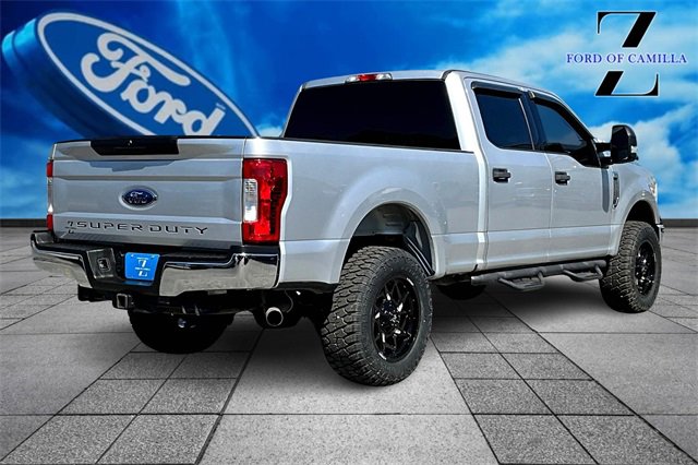 Used 2018 Ford F250 XLT image 2