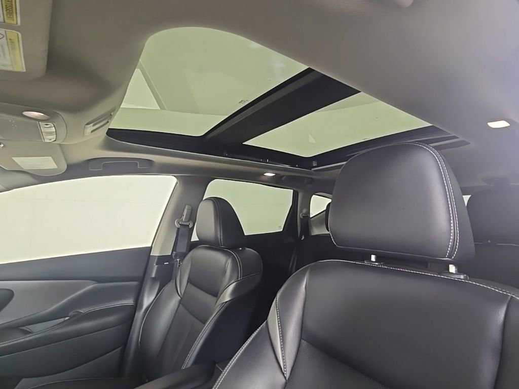 Used 2023 Nissan Murano SL w/ SL Moonroof Package image 14