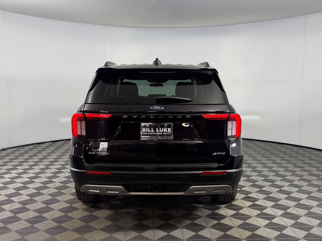 Used 2026 Ford Explorer Active w/ Active Comfort Package AWD/4WD image 7