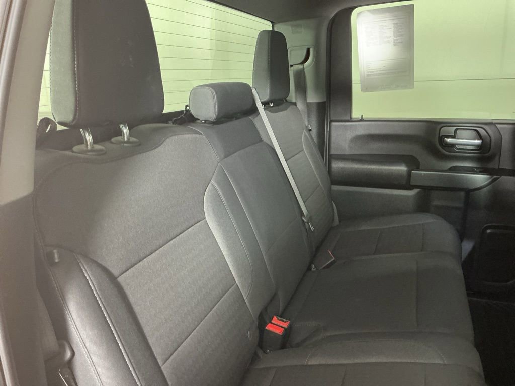 Used 2024 Chevrolet Silverado 2500 Custom w/ Custom Value Package image 18