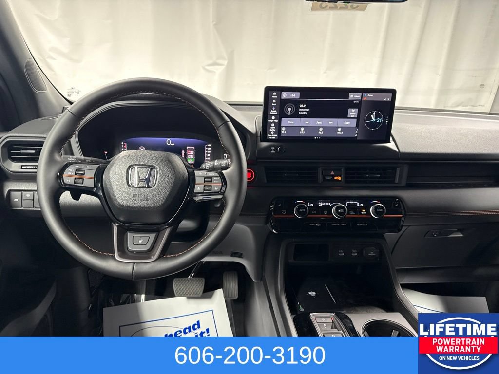 New 2026 Honda Pilot TrailSport image 18