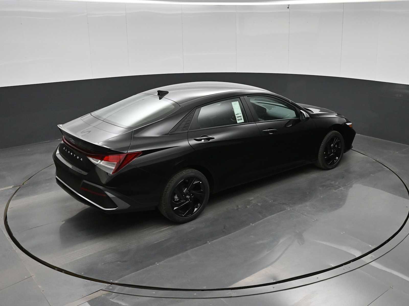 New 2026 Hyundai Elantra Sport FWD image 31