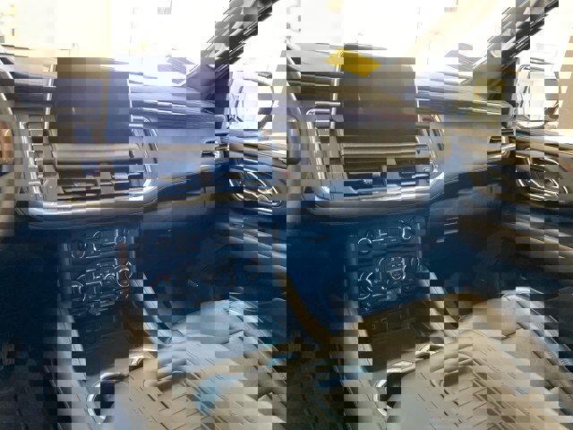 Used 2024 Chevrolet Tahoe High Country image 13