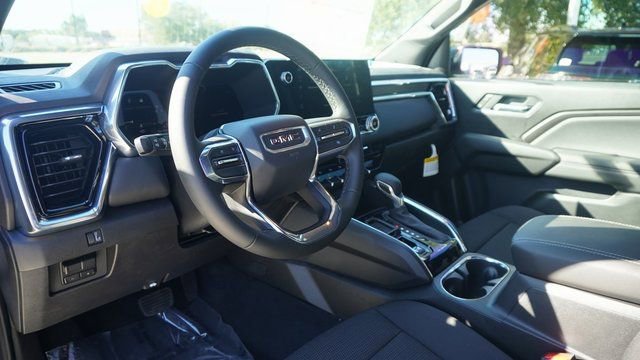 New 2025 GMC Canyon Elevation w/ Convenience Package image 18
