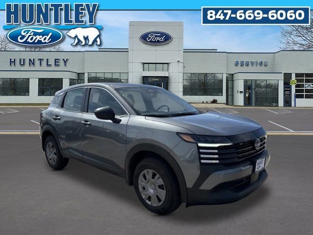 Used 2025 Nissan Kicks S image 4