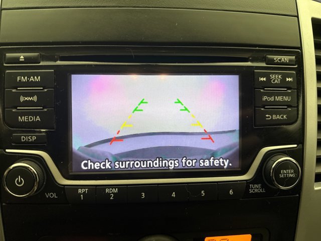 Used 2018 Nissan Frontier SV w/ Value Truck Package AWD/4WD image 9