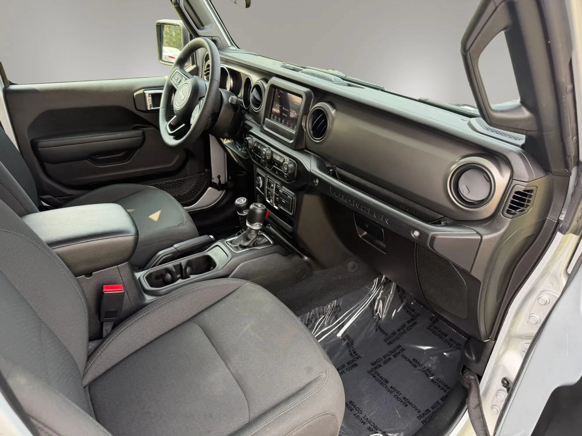 Used 2023 Jeep Wrangler Unlimited w/ Cold Weather Group AWD/4WD image 2