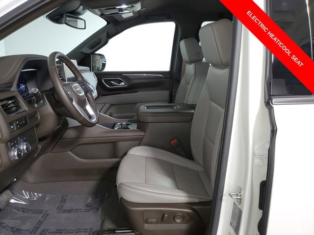 Used 2024 GMC Yukon SLT AWD/4WD image 9