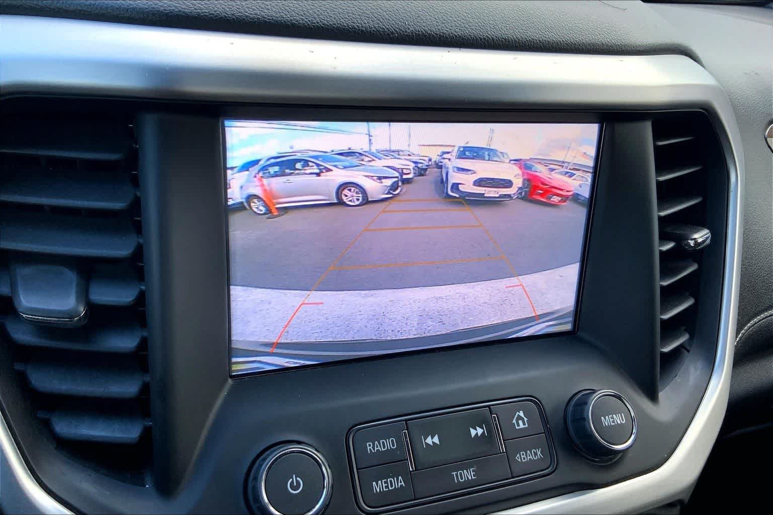 Used 2018 GMC Acadia SLE FWD image 26