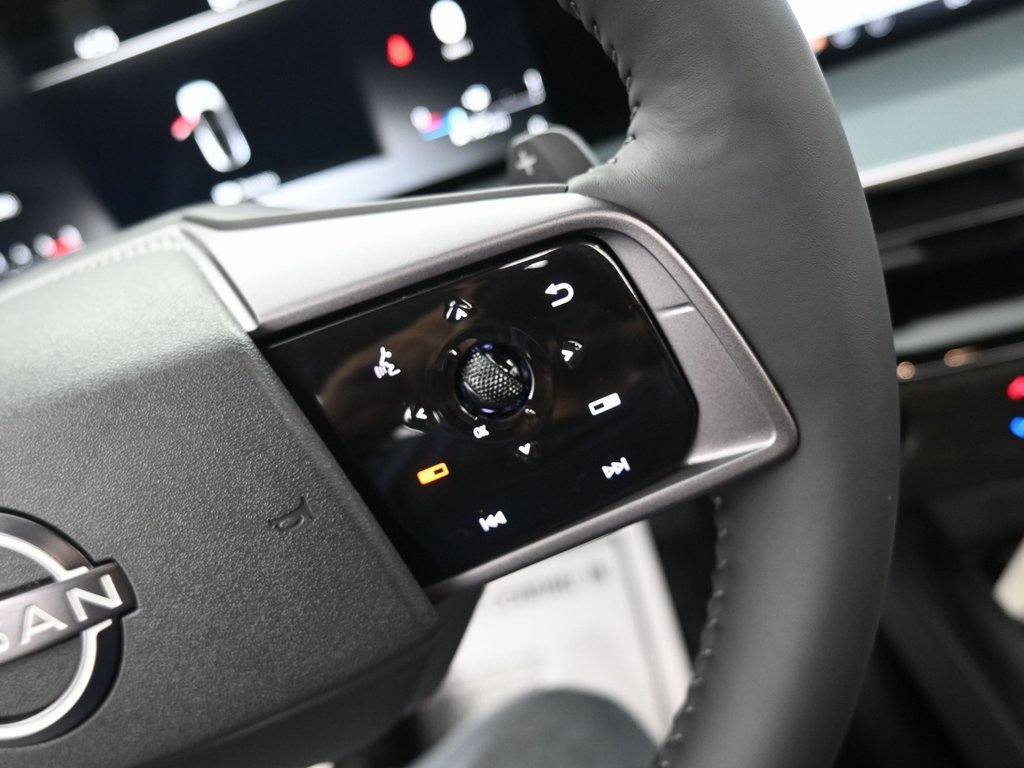 Used 2025 Nissan Murano Platinum w/ Cargo Package image 25