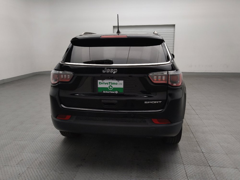 Used 2019 Jeep Compass Sport w/ Tech Group FWD image 7