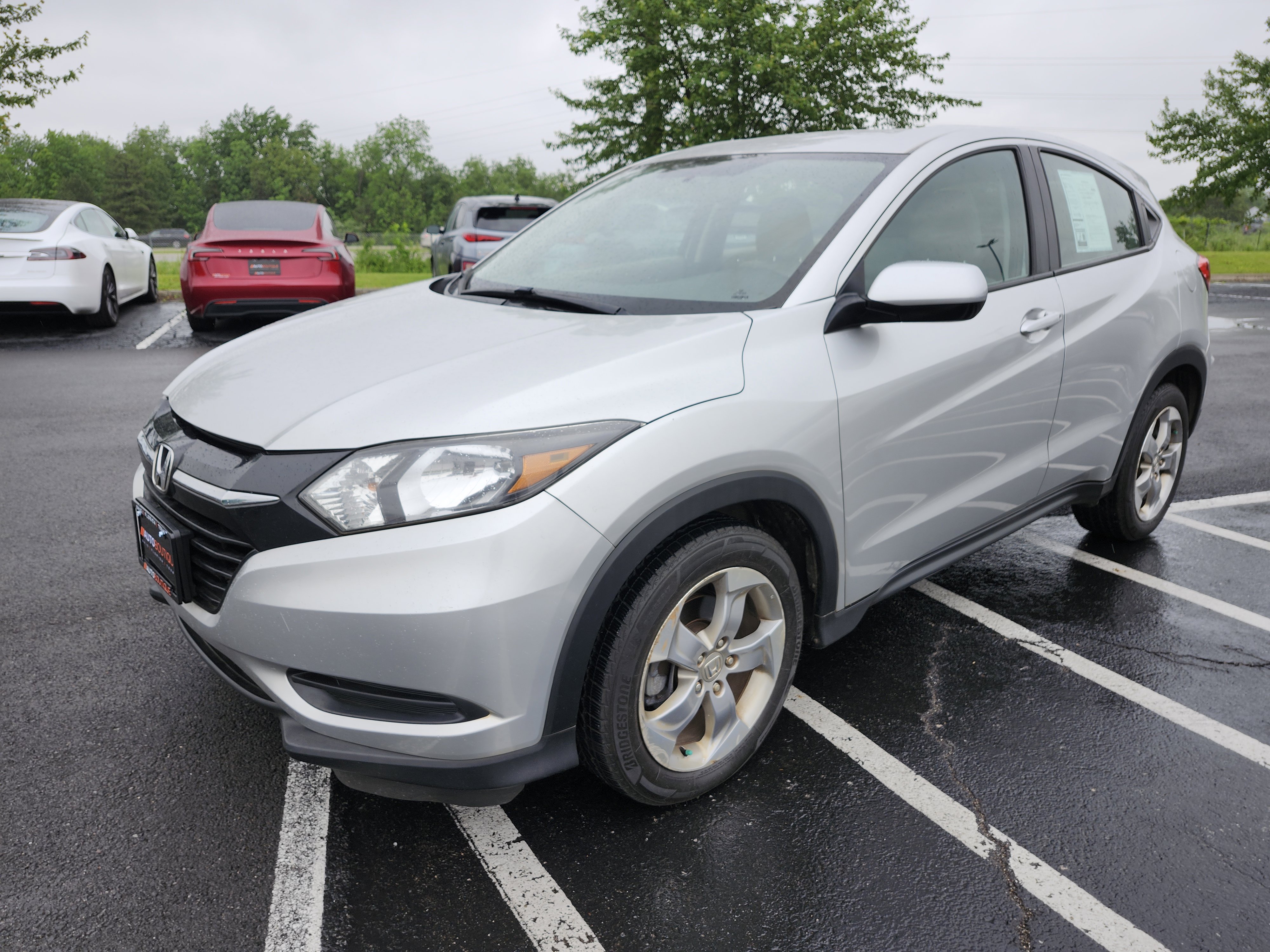 Used 2016 Honda HR-V LX image 11