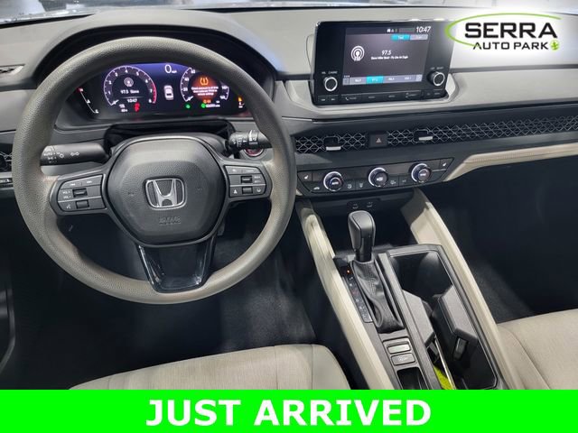 Certified 2023 Honda Accord EX image 28
