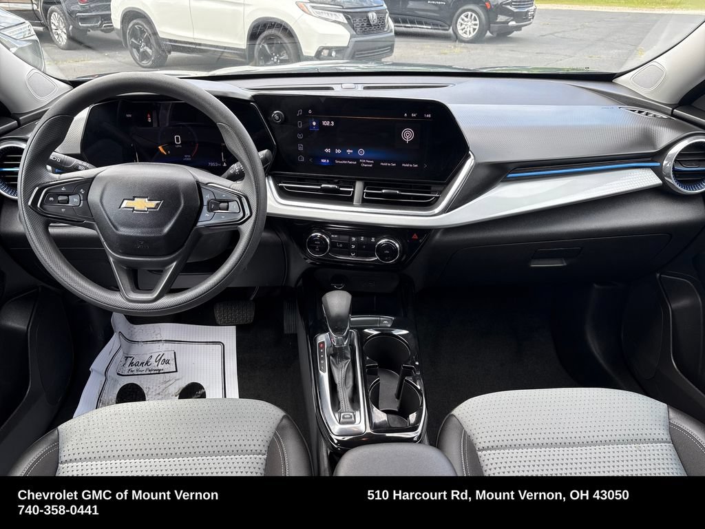 Used 2026 Chevrolet Trax LT FWD image 15