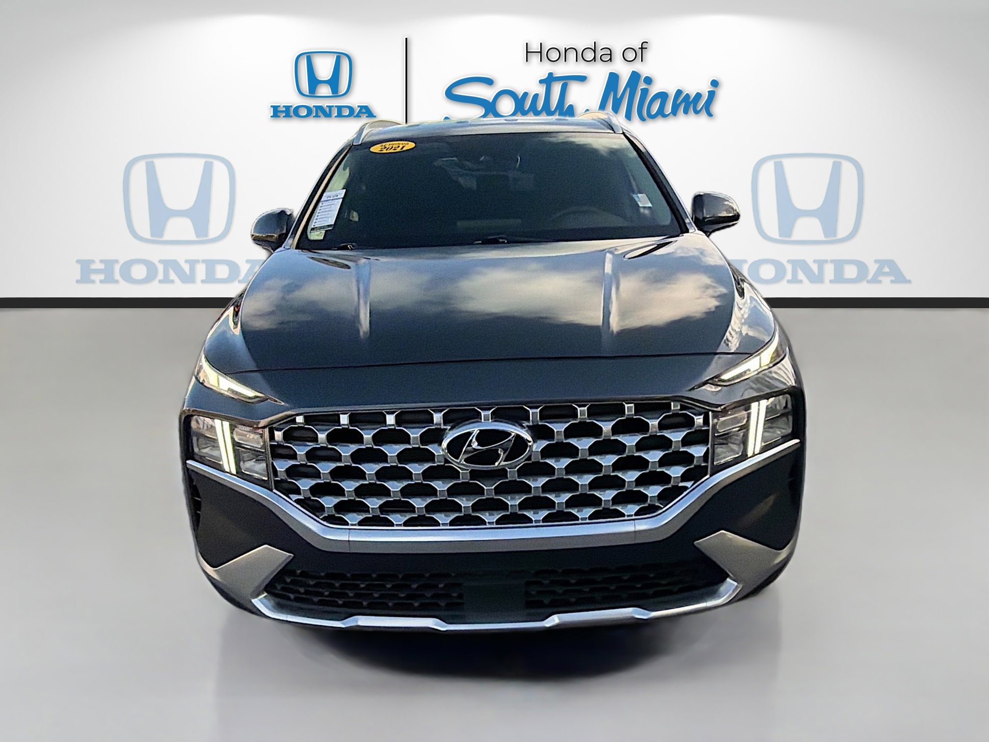 Used 2021 Hyundai Santa Fe SEL w/ Cargo Package image 2