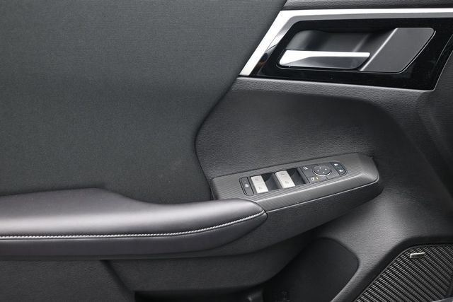 New 2026 Mitsubishi Outlander ES FWD image 8