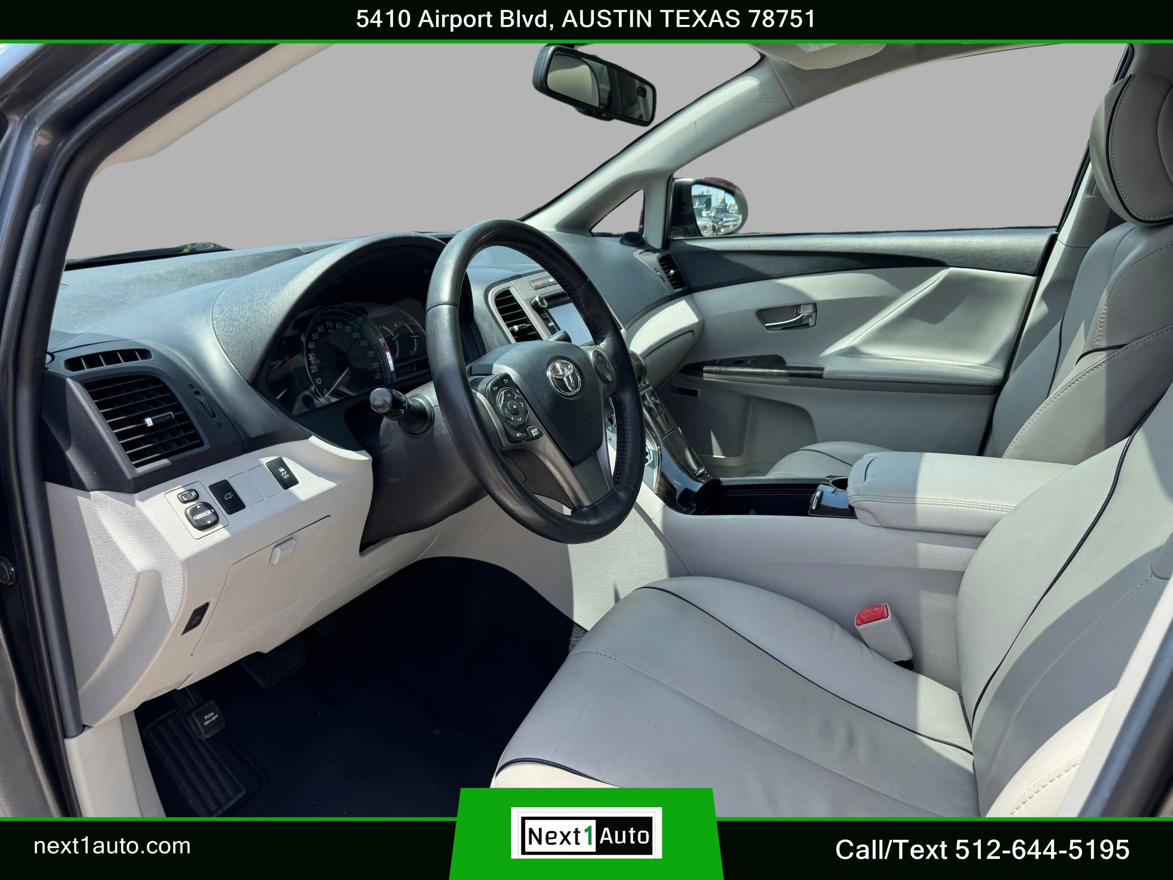 Used 2013 Toyota Venza XLE w/ XLE Premium Pkg AWD/4WD image 17