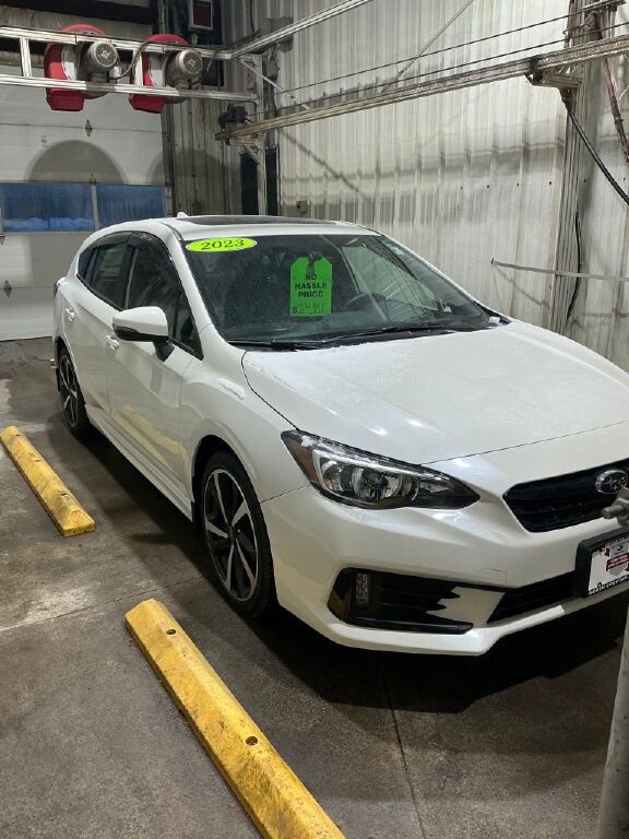 Used 2023 Subaru Impreza 2.0i Sport image 6