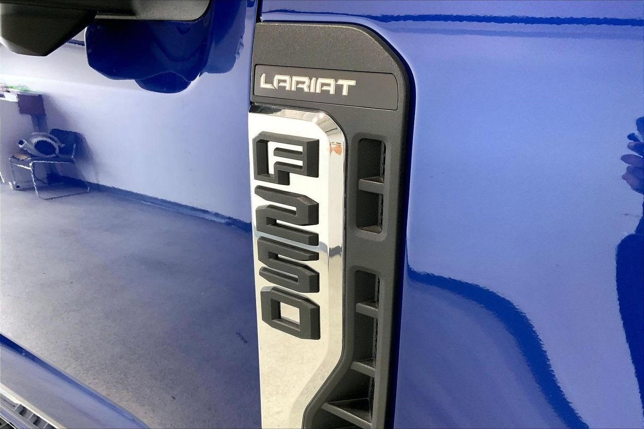 Used 2026 Ford F250 Lariat AWD/4WD image 7