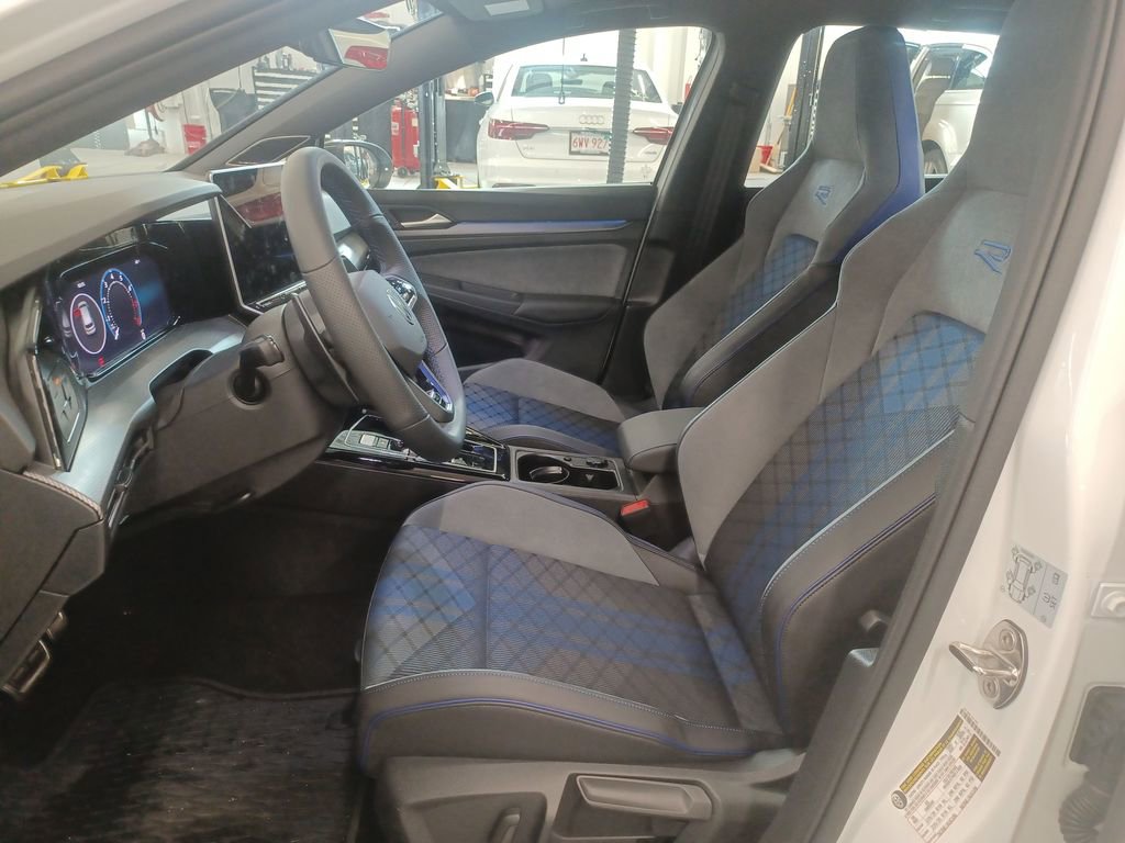 Used 2025 Volkswagen Golf w/ Euro Style Package image 9
