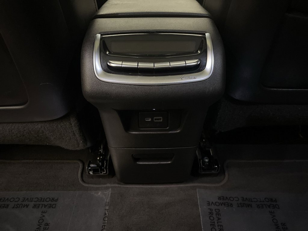 Used 2020 Cadillac XT6 Premium Luxury image 15