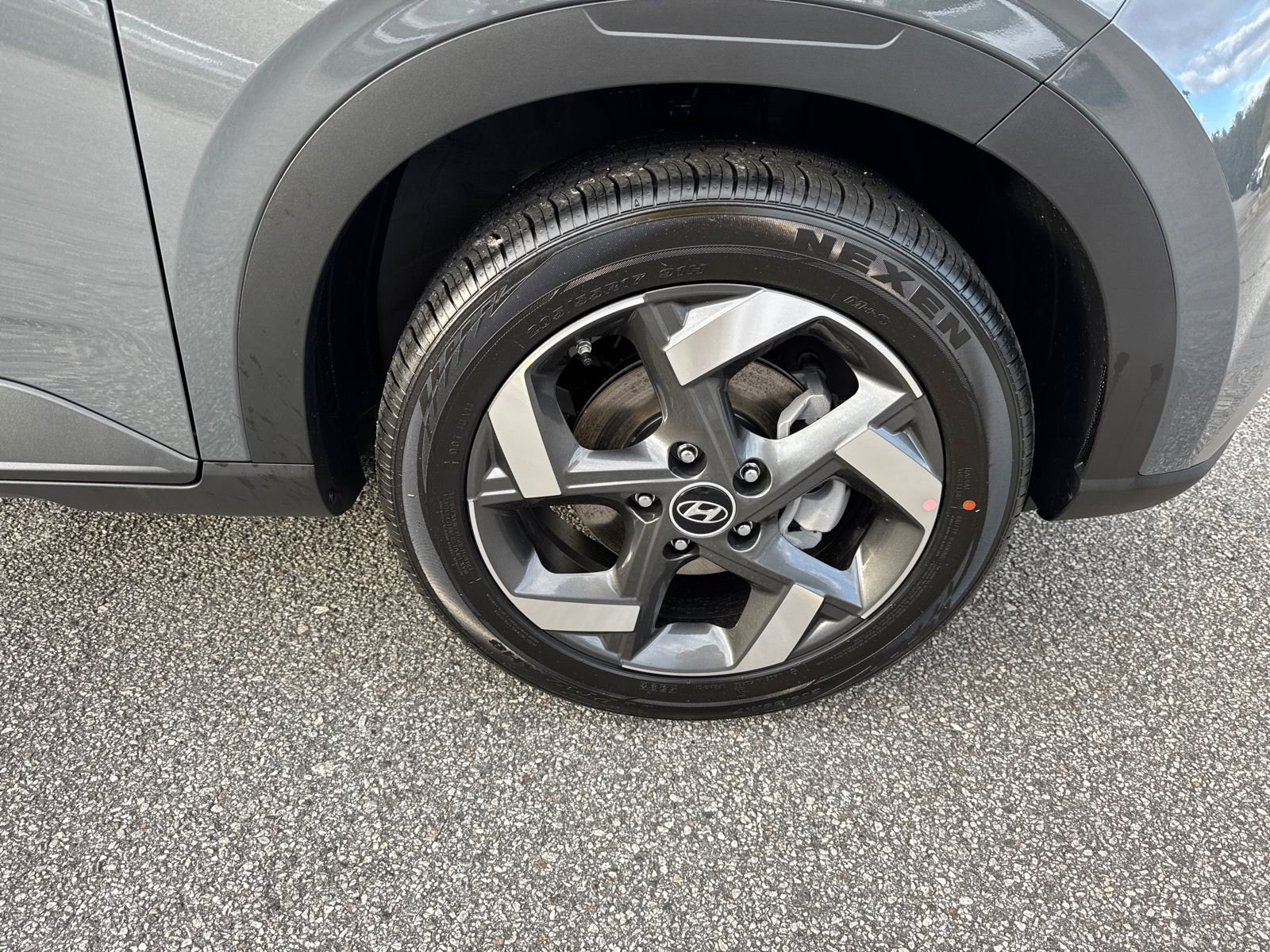 New 2026 Hyundai Venue SEL FWD image 13