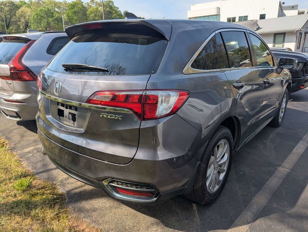 Used 2017 Acura RDX w/ Technology Package image 3