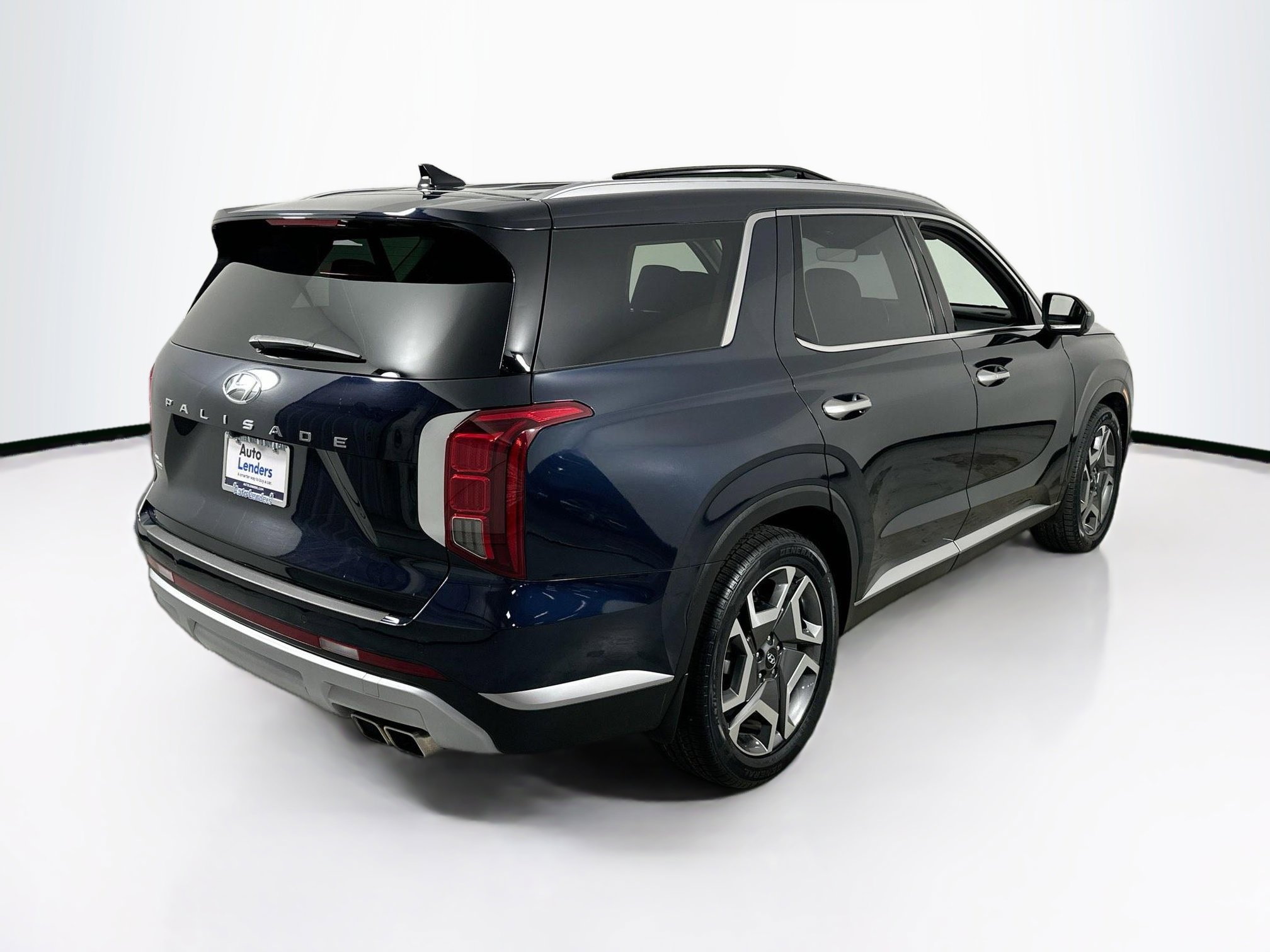 Used 2023 Hyundai Palisade SEL w/ Cargo Package FWD image 5
