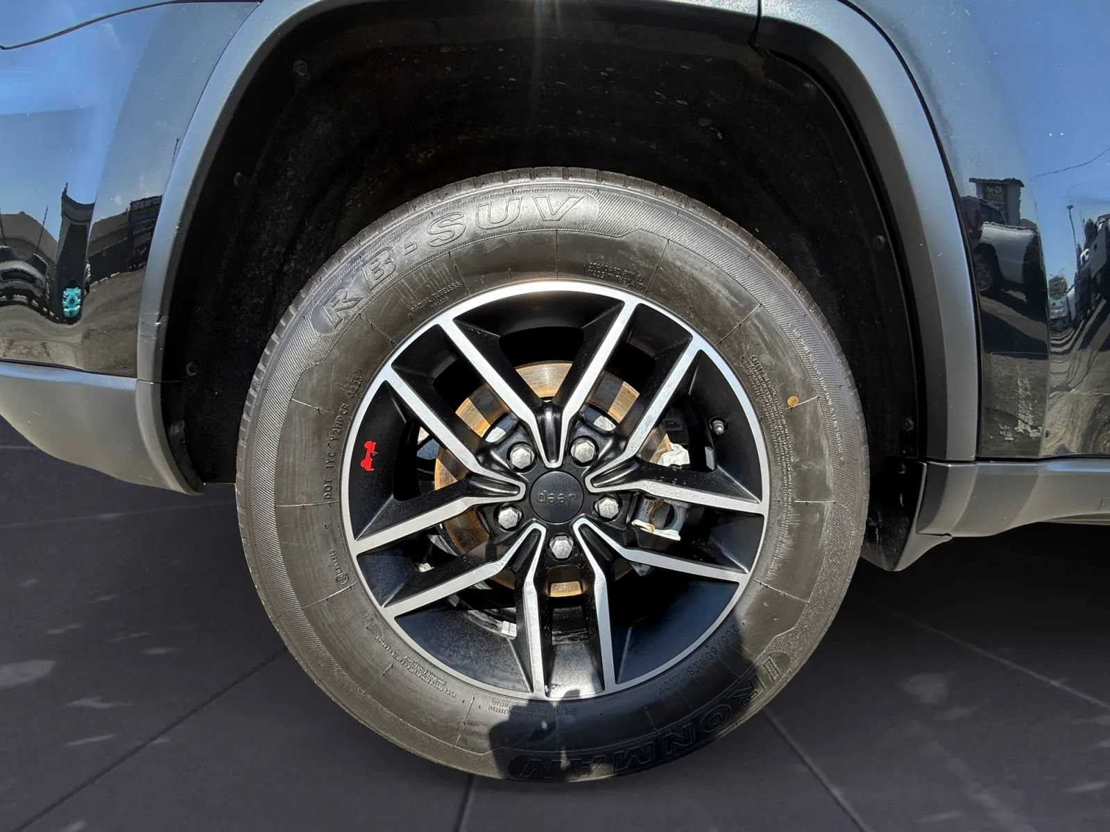 Used 2021 Jeep Grand Cherokee Trailhawk AWD/4WD image 27