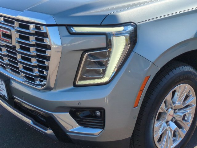 Certified 2025 GMC Yukon Denali AWD/4WD image 9