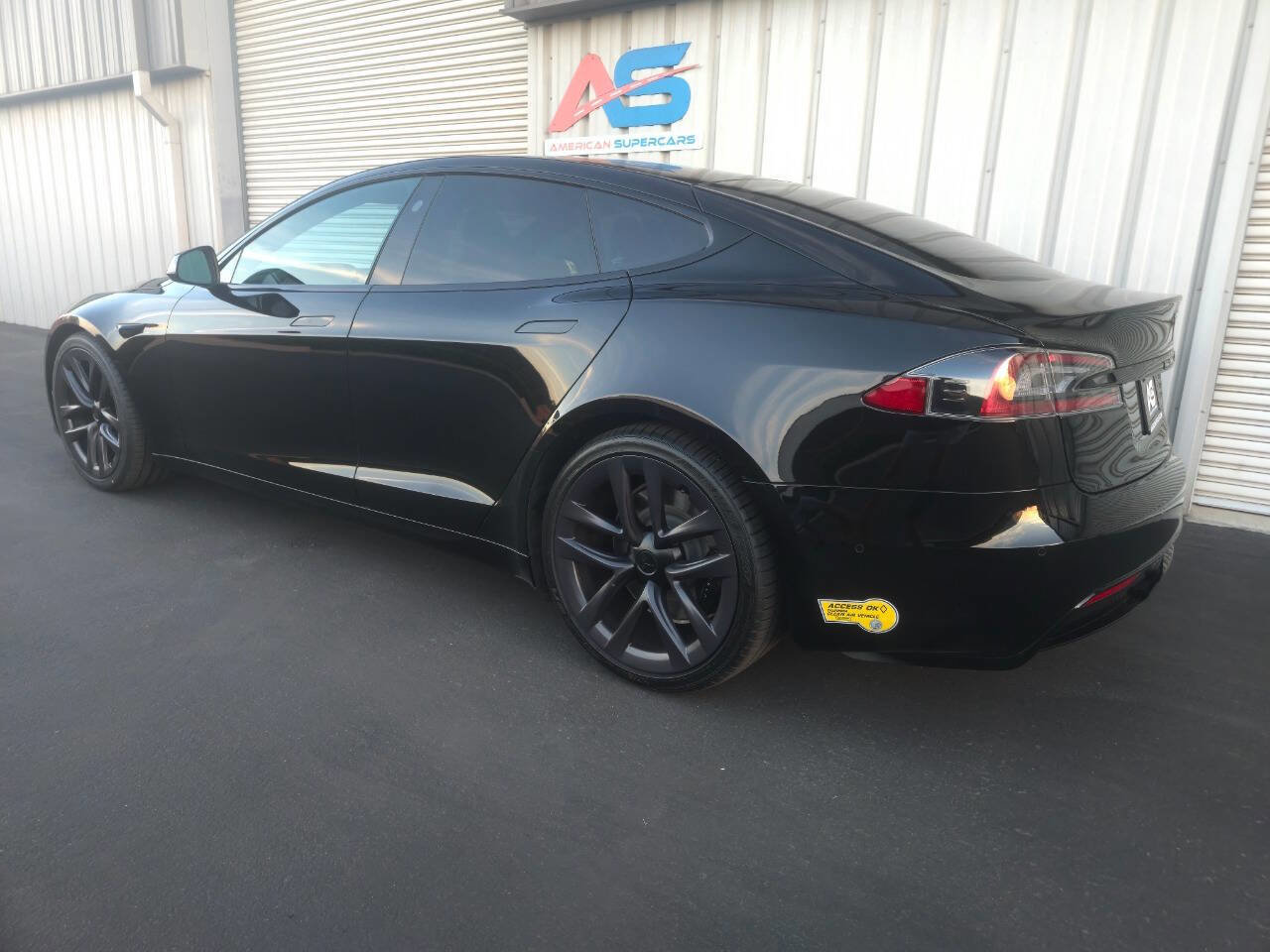 Used 2022 Tesla Model S AWD/4WD image 5