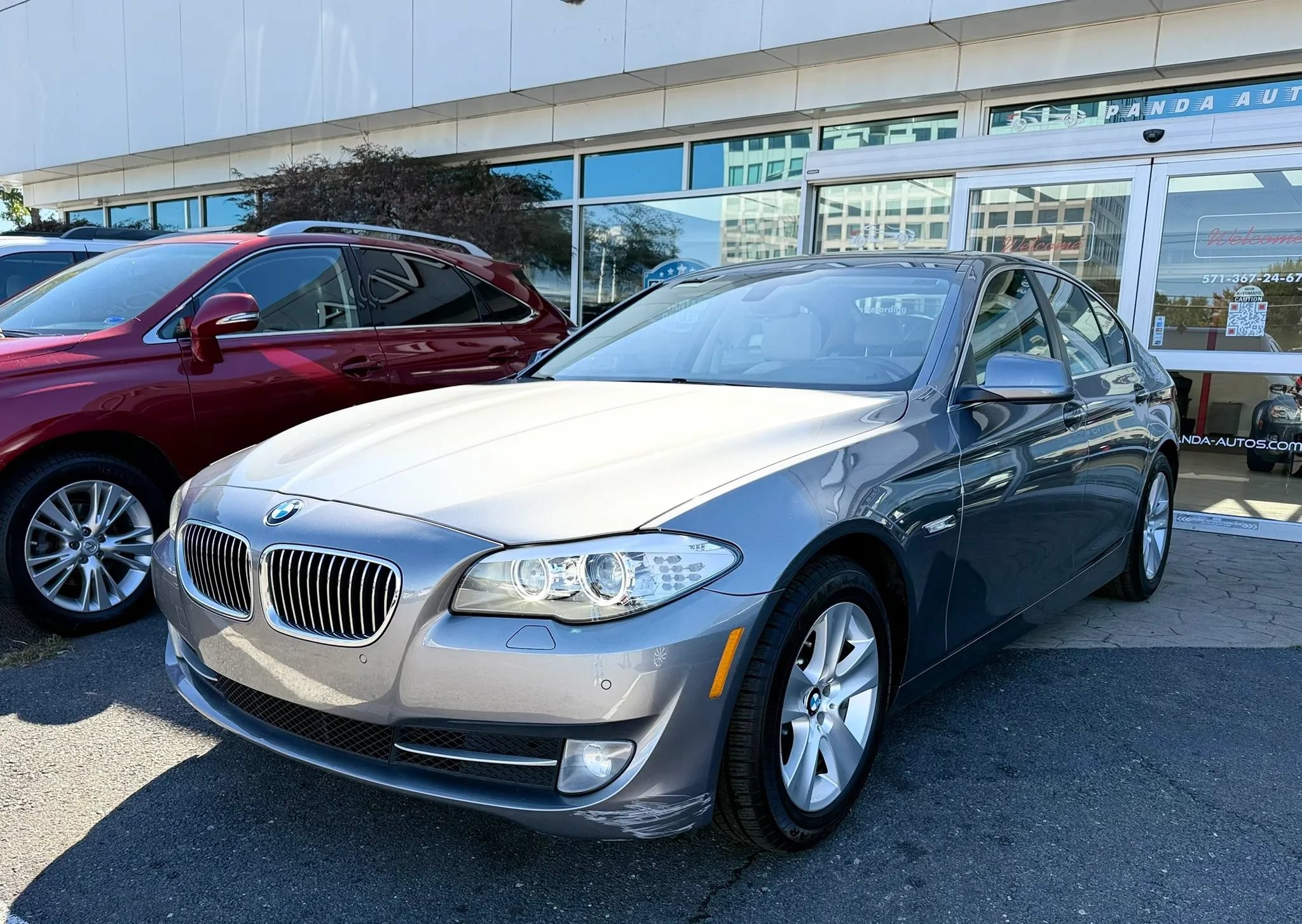 Used 2013 BMW 528i Sedan RWD image 3
