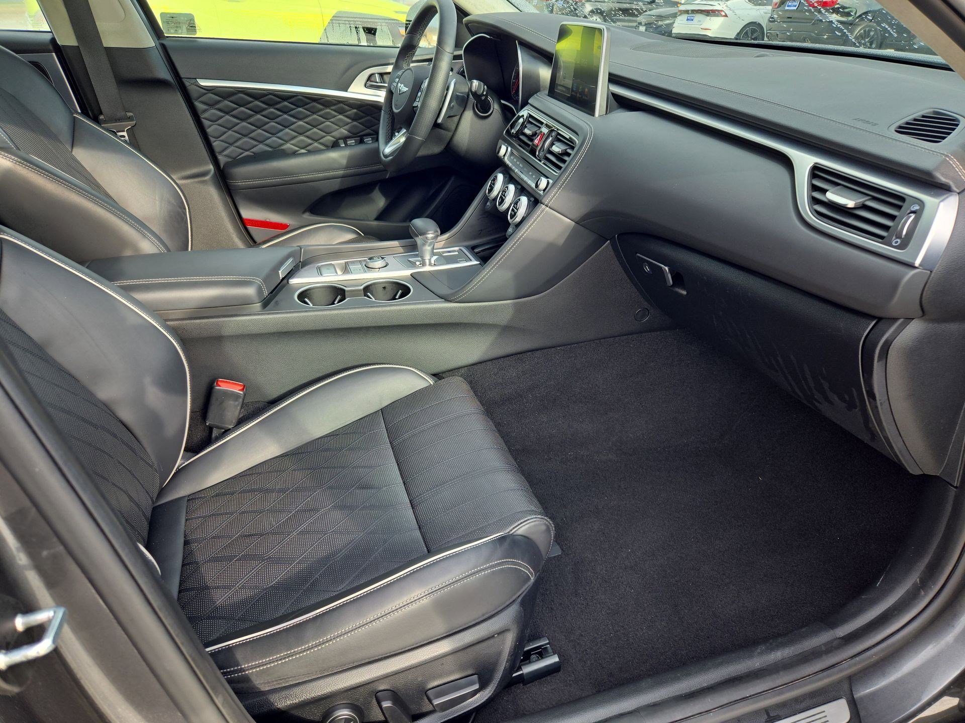 Used 2020 Genesis G70 3.3T w/ Prestige Package image 33